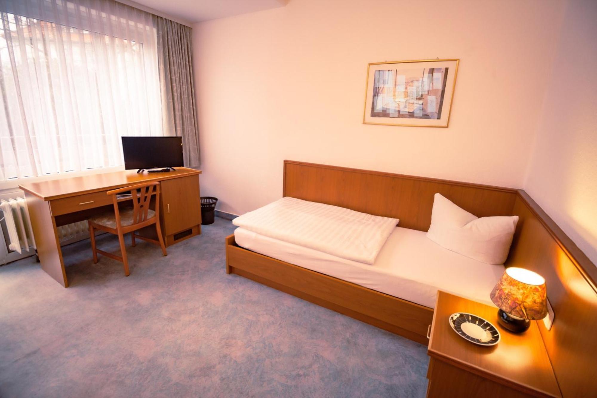 Hotel-Pension Ursula Bad Sachsa Bagian luar foto